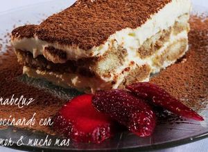 Una foto de Tiramisú Italiano Uso Nostro