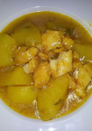 Una foto de Guiso saludable de bacalao con patatas