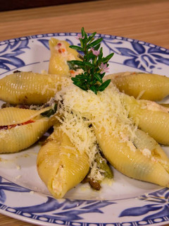 Una foto de Conchiglionis rellenos