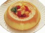 Una foto de flan de mandarina