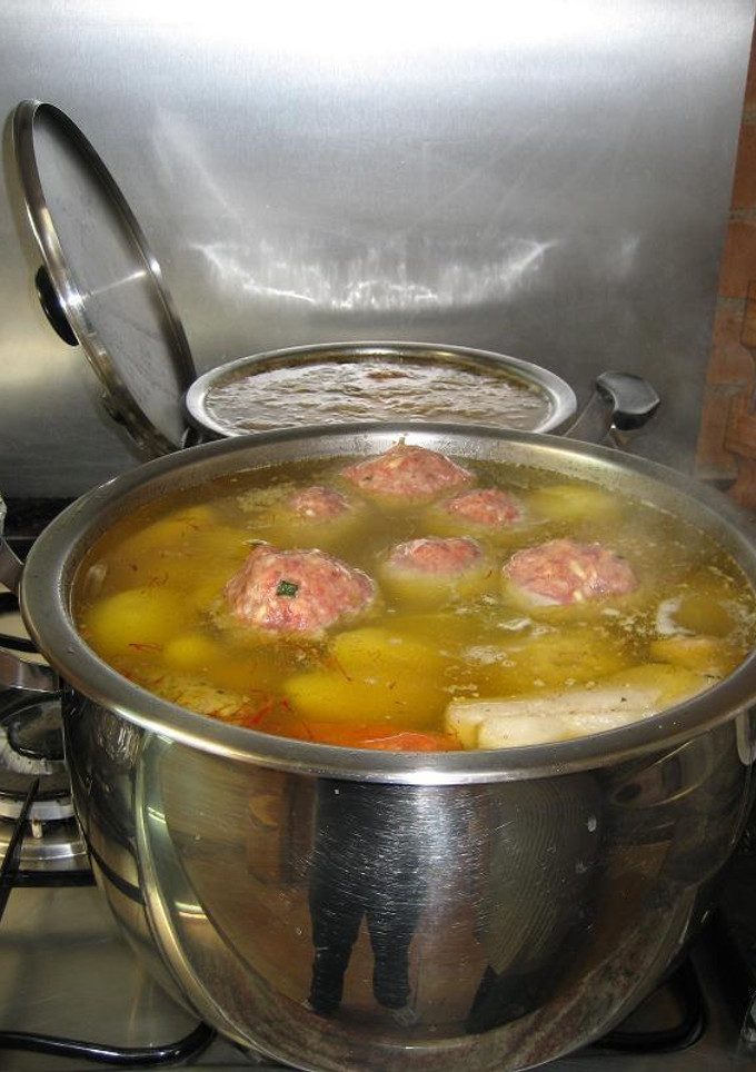 Una foto de Cocido con Pelotas