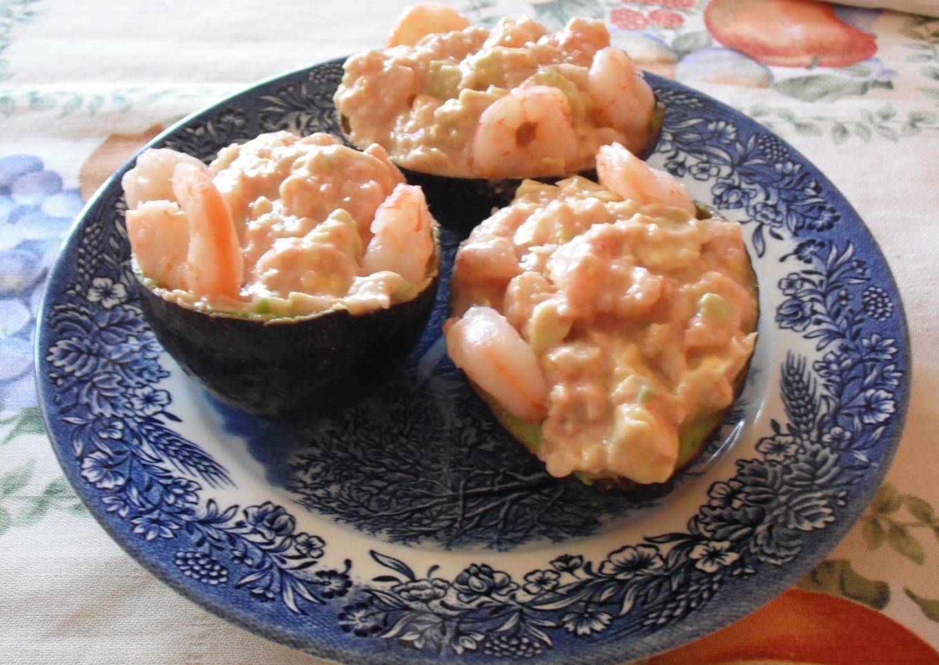 Aguacates rellenos