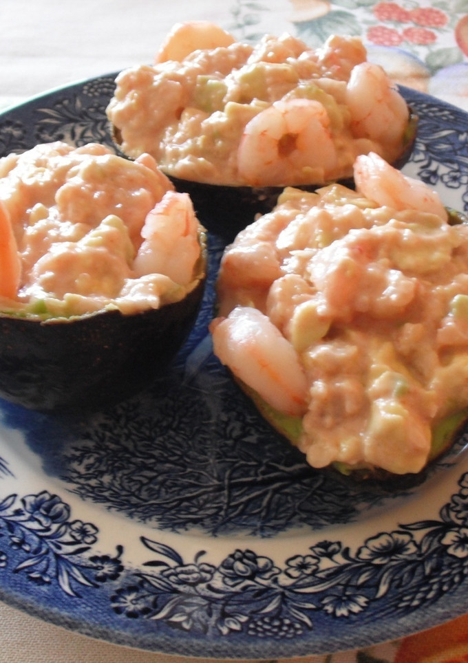 Una foto de Aguacates rellenos