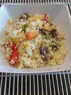 Una foto de Cuscús con wok de verduras rápido