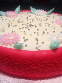 Foto principal de Tarta con buttercream y fondant