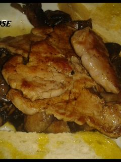 Una foto de Salteado de boletus con secreto ibérico