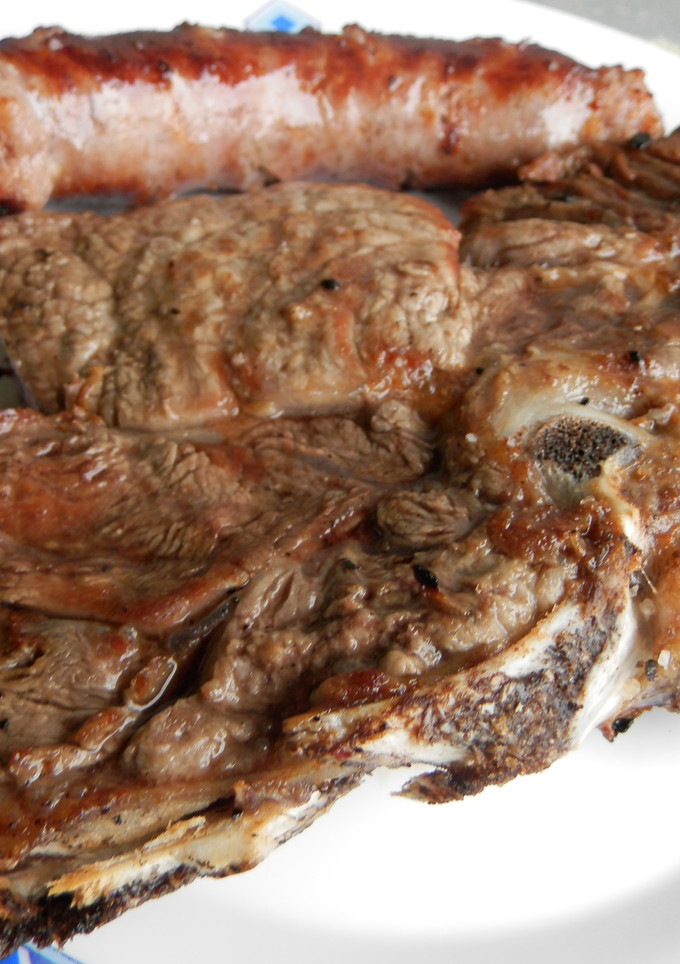 Una foto de Chuleta de ternera gallega a la brasa
