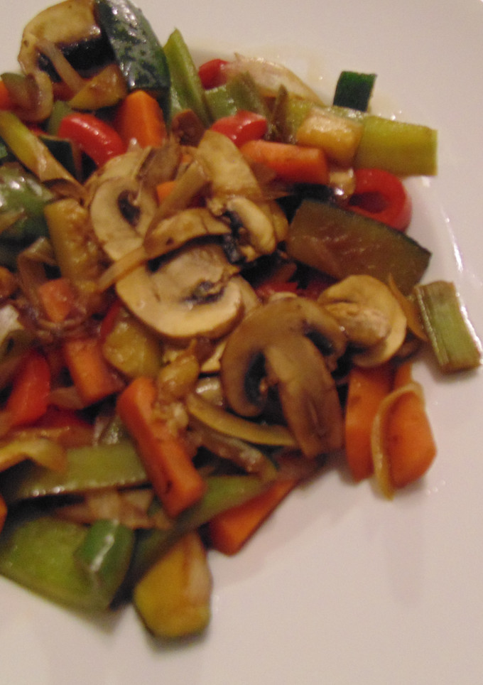 Una foto de Wok de verduras variadas fácil