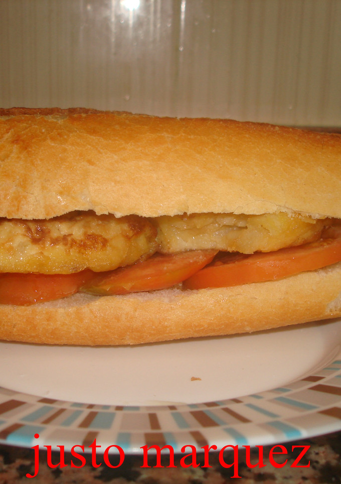 Una foto de Bocadillo de tortilla