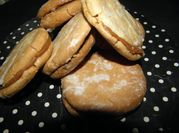 Una foto de alfajor cordobés