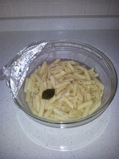 Una foto de Cómo cocer pasta en el microondas, fácil y rápido
