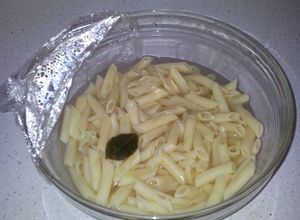 Foto principal de Cómo cocer pasta en el microondas, fácil y rápido