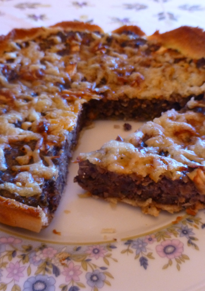 Una foto de Quiche de morcilla y manzana