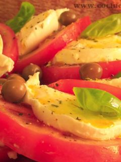 Una foto de Ensalada caprese CU