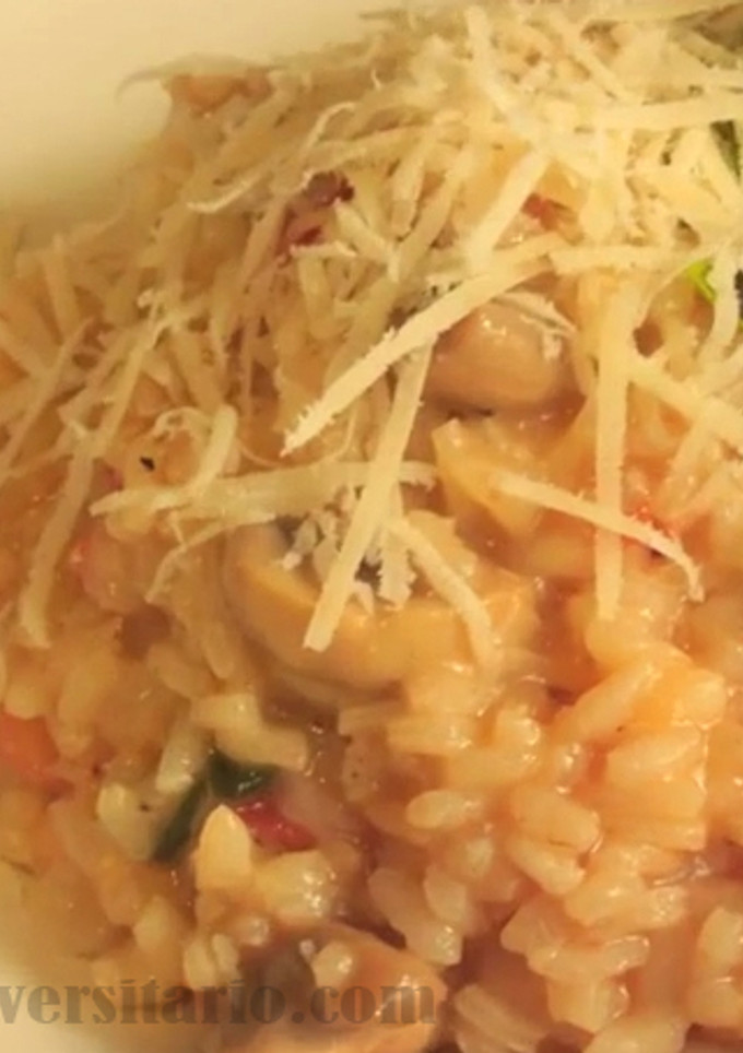 Una foto de Risotto de Champiñones y Tomates C.U