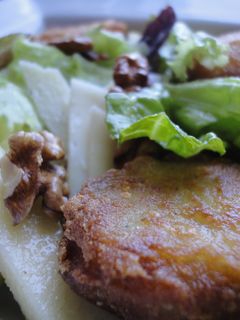 Una foto de Ensalada de nuggets