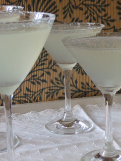 Una foto de Margarita de licor de manzana