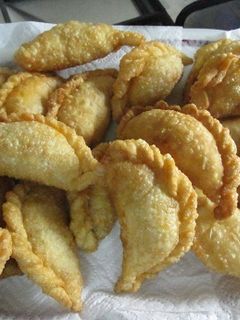 Una foto de Empanadas fritas de pollo