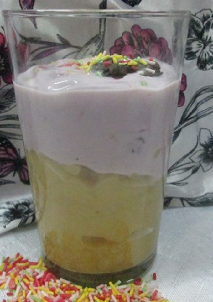 Una foto de Postre diet con manzana y yogurt cremoso