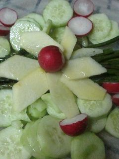 Una foto de Trigueros a la plancha con ensalada crujiente