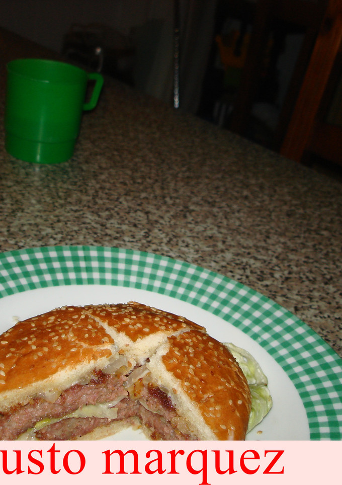 Una foto de Hamburguesa doble
