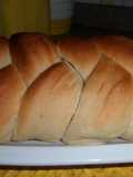 Pan criollo trenzado con grasa