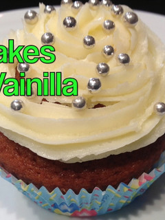 Foto principal de Cupcakes de vainilla con buttercream