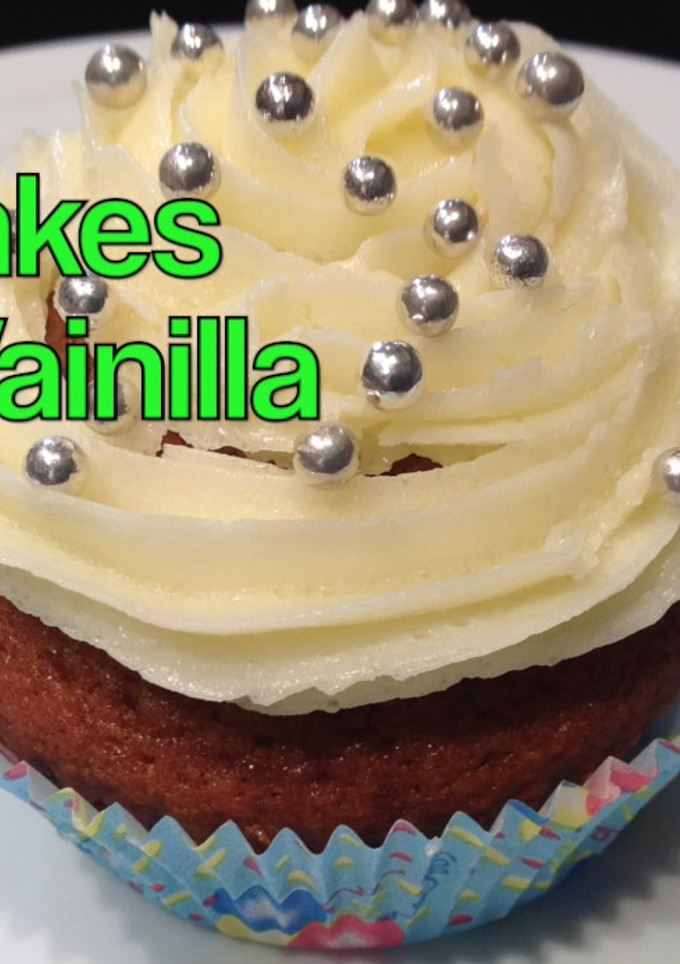 Una foto de Cupcakes de vainilla con buttercream
