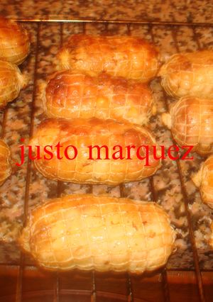 Una foto de Pechuga de pollo con jamón y queso