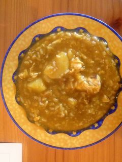 Una foto de Caldo de papa y verduras