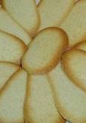 Una foto de GALLETITAS LENGUITAS DE GATO