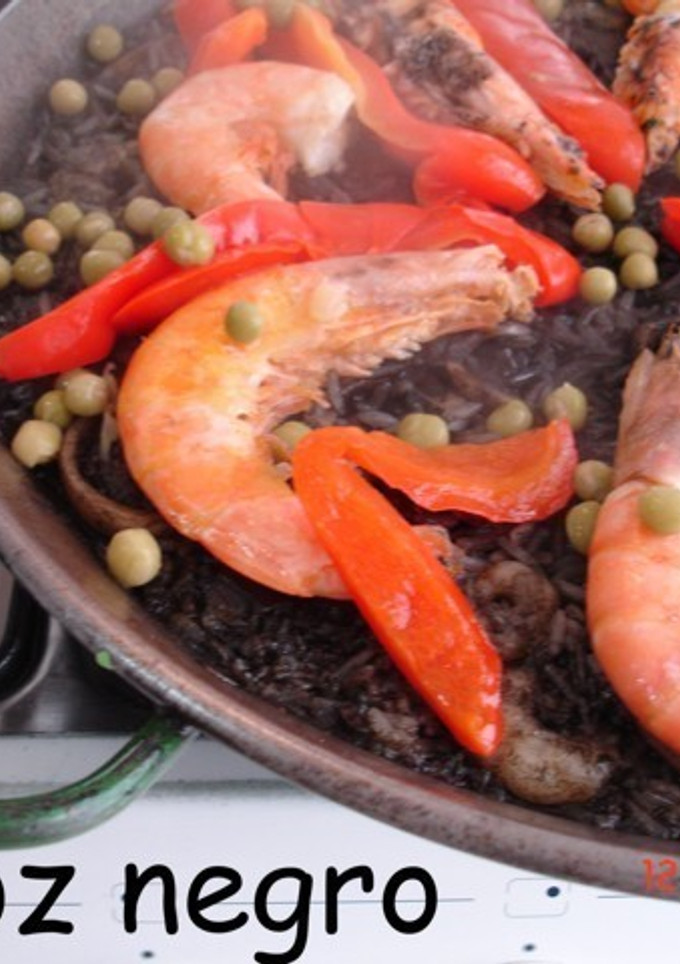 Una foto de Arroz negro con sepionet