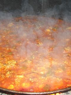 Una foto de Paella valenciana a la leña