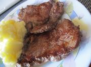 Una foto de bife de cuadril