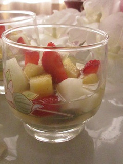 Una foto de Postre con topping de frutas