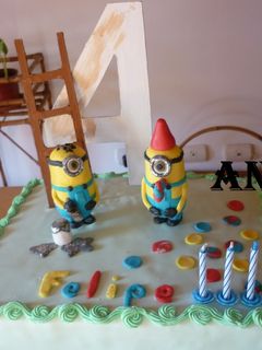 Una foto de Torta los Minions para cumpleaños de Felipe