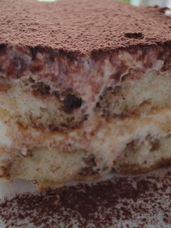 Una foto de Tiramisú de licor café