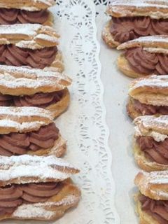 Una foto de Palos de trufa (éclairs)