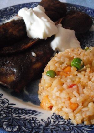 Una foto de Mole "Doña María"