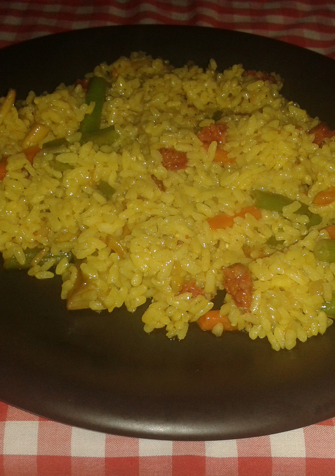 Una foto de Arroz con verdura y chistorra