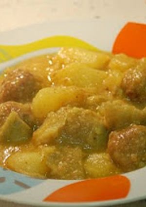 A picture of Meatballs in Green Sauce with Nopales, Potatoes, and Zucchini.