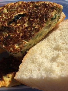 Una foto de Tortilla de zapallitos super fácil