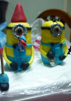 Una foto de Minions pintor y Minions para cumpleaños
