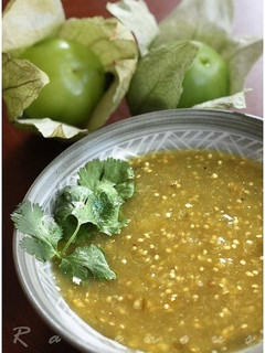 Una foto de Salsa verde de tomatillo