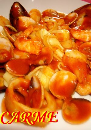 Una foto de Tagliatelle a la marinera