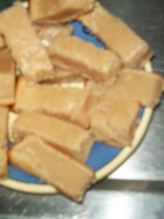 Una foto de Barritas de yogur super fáciles