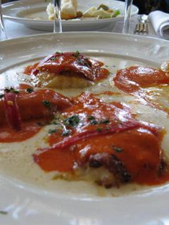 Una foto de Merluza con Pimientos del Piquillo