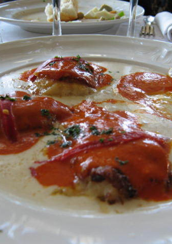 Una foto de Merluza con Pimientos del Piquillo