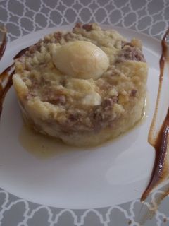 Una foto de Carne picada, puré de patatas y huevo duro, al horno