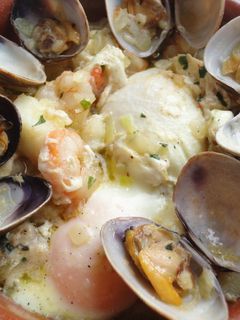 Una foto de Huevos a la marinera